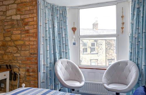 Seashell House with SEA VIEWS and FREE GYM POOL PASS - Photo 7