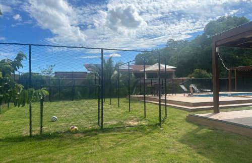 Casa de alto padrão com piscina,quadra e jacuzzi em condomínio - Foto 13