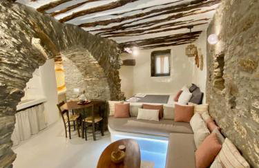 Persephone - Photo 48