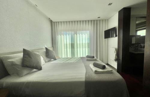 O CANTINHO ENTRE A RIA E O MAR - with hot water pool all year round - Foto 38