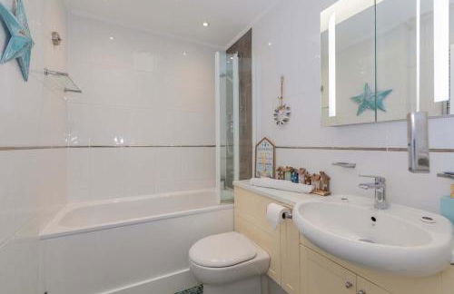 Stylish 2BR Apartment in Central Eton - Foto 4