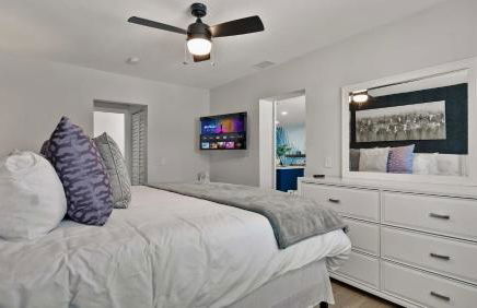 South Tampa- VIP- Concierge- Backyard Oasis- Pool- Hammock- Golf- Fire- Pit- Games- Pool Table - Foto 28