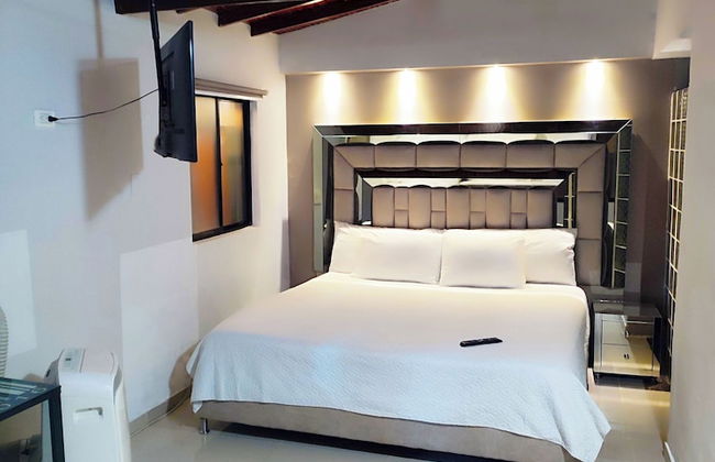 PROMO 18 BDRM Building, Pool+ 5Jacuzzis at Poblado - Foto 5