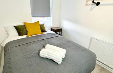 NEW Unique 4 Bed Families Contractors 靠近唐人街 - Foto 16