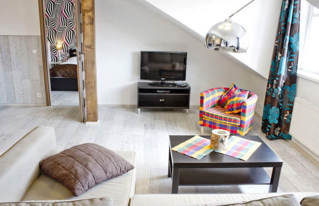 Royal Court Apartments - Photo 47