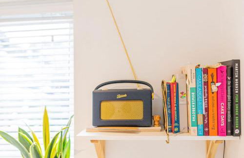 Modern 2 BD w/ Garden in the Heart of Tetbury! - Foto 32