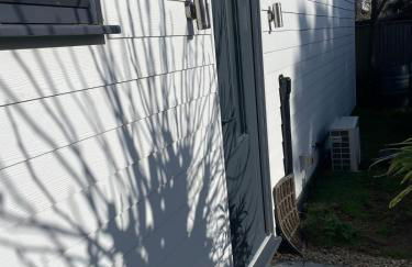 Villa Maria Southbourne - 2 Mins to Beach - Coastal - Dog-Friendly - Modern Luxury - Large Private Garden - Private Access - Parking - Foto 8