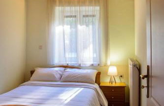 Dual House In Methydrio - Photo 20