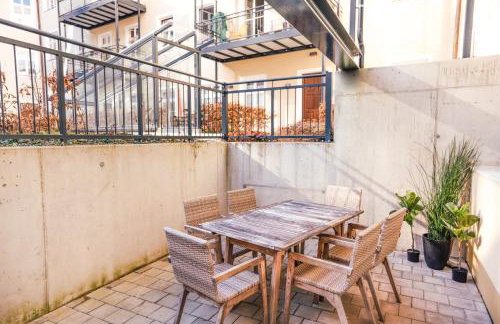 JH Apartments Landshut - 100" TV Gaming Tiefgarage - Foto 5