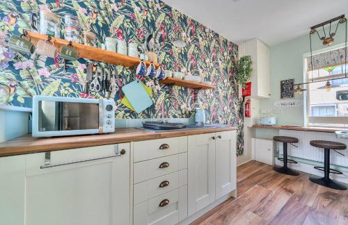 Beautiful 2-bed Cottage in Heysham Village - Foto 23