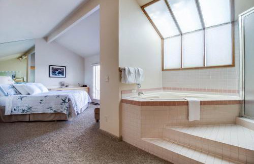 Deschutes River View Eagle Crest - Photo 16