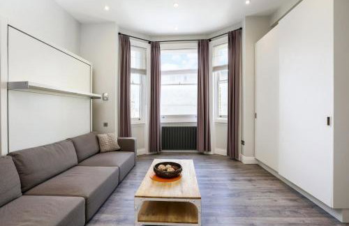 First floor- studio 5 min walk to West Hampstead. - Foto 2