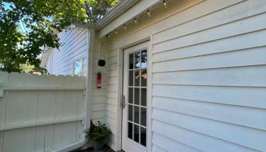 Cozy loft with parking and private patio w/ grill - Foto 2