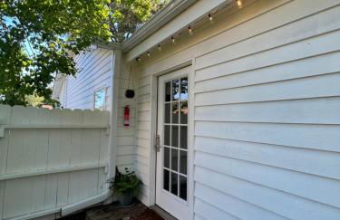 Cozy loft with parking and private patio w/ grill - Foto 2