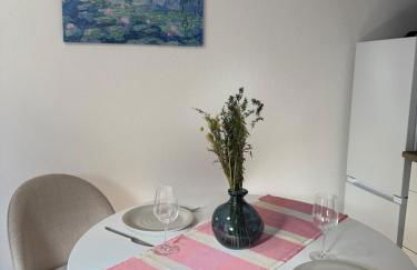 Modern Cozy Studio Apartment & Terrace - Photo 10