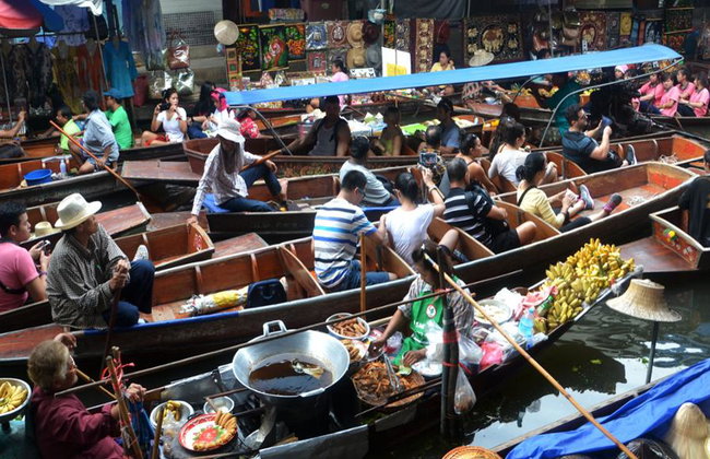 ResiRest - Experiência de Almoço ou Jantar com Família Local - Foto 1