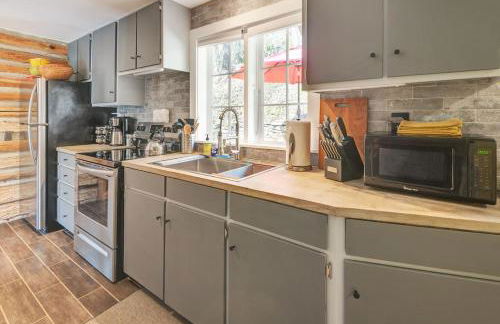 Glenna - Historic Cabin in the Florence Preserve - Foto 17