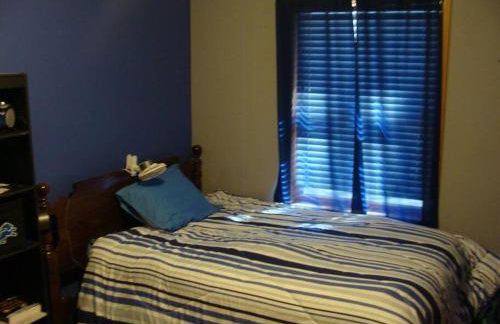 4 Bedroom/2 Bath Home 20 Acres of Woods - Hot Tub - Foto 20