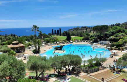 Huuummm c'est là ! Beau T2 Cap Estèrel Village avec Clim ! - Foto 1