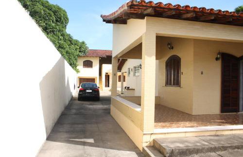 Casa muito espaçosa privativa com Piscina, Churrasqueira e área gourmet - Foto 23