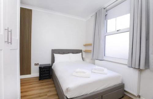 4 bedroom house close to Walmgate bar sleeps 7 - Foto 13