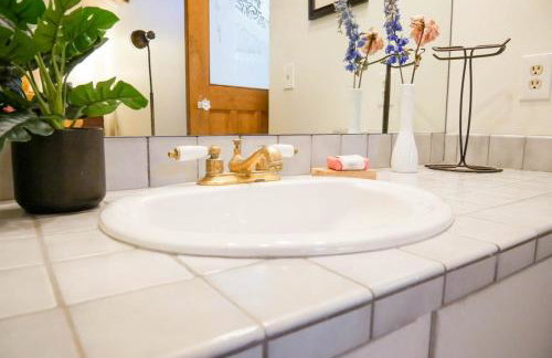 Mountain Jungalow Chalet, 3 min walk to Royal Gorge Train - Foto 38