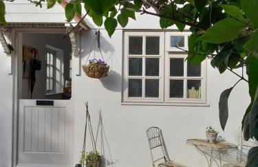 My Little Studio - Photo 25