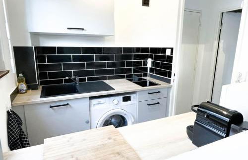 Le Studio Bleu*10' centre*Parking*Balcon - Foto 7