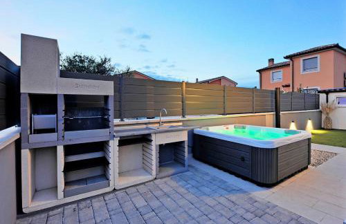 Casa Tara Three-Bedroom Holiday Home - Foto 15