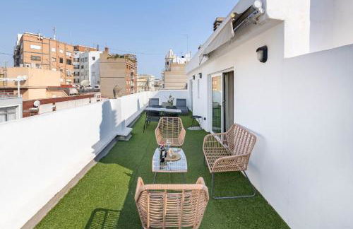 Travel Habitat - Ático Centro - Photo 2