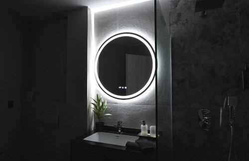 Beyond The Castle - Foto 23