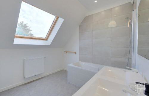 Maison familiale 4 chambres avec jardin et parking - Foto 15