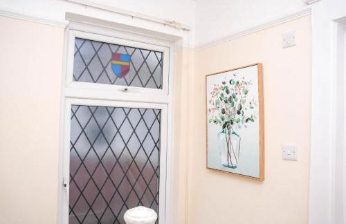 Large 4 Bedroom House Near Heathrow and M4 Free Parking - Foto 56