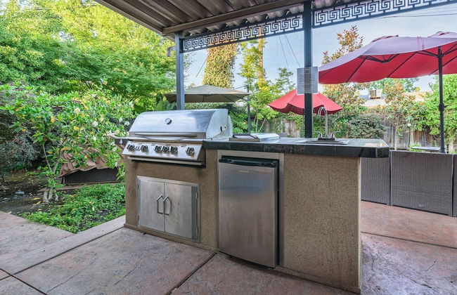 Sequoia Parks Coast Wineries Skiing-Enjoy Hot Tub Firepit Outdoor Kitchen - Foto 30