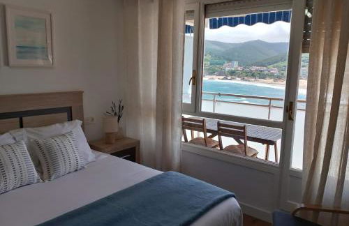 Acogedor apartamento con vistas al mar - Foto 6