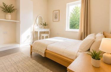 North London A spacious 7 bedroom house accommodating up to 18 people complete with own gym and table tennis - Foto 10