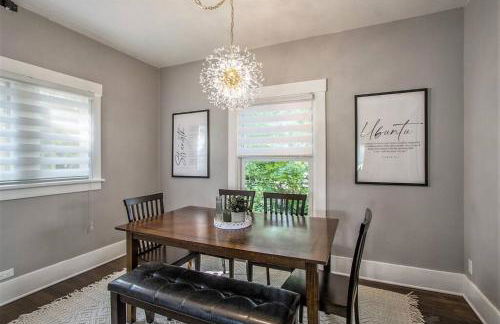 Entire 4 Bdrm Beautiful Home Next to WMU/K College - Foto 2