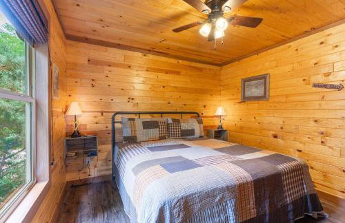 critter corner at Grant Summit Cabins - Foto 10