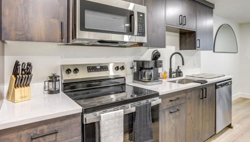 Pool Table and Putting Green! Scenic Ogden Escape - Foto 5