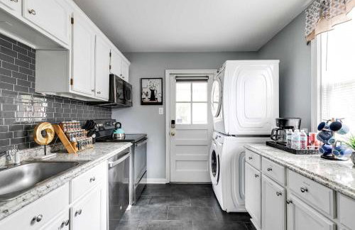 The Cozy Bungalow free parking fully fenced backyard - Foto 23