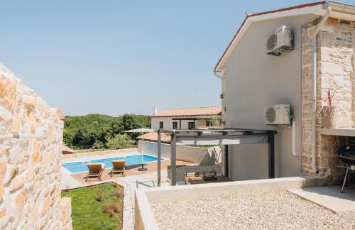 Heritage New Stone Villa Allegra - Private Swimming Pool & Garden - Foto 1