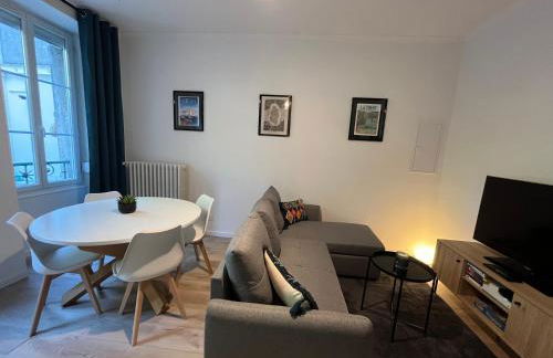 La Cour du Prince - F2 Centre-ville avec cour - Foto 8