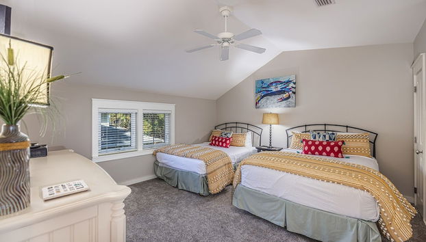 1364 Laurel Grove 3 Bedroom Home by RedAwning - Foto 5, Habitación