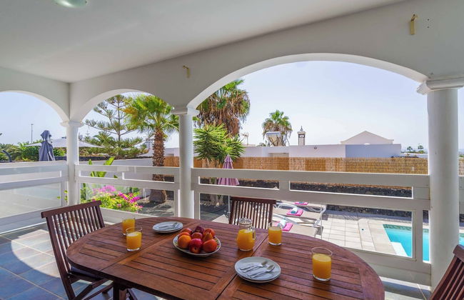 Mendi Gorri - Foto 24