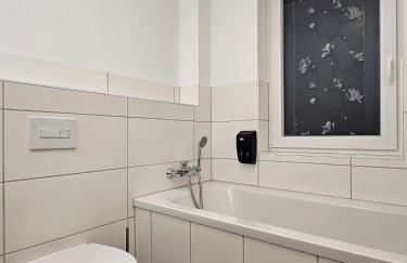 Schöne Ferienwohnung 80m2, 3 Schlafzimmer, 2 Bäder, Zentrumnah, 3OG - Photo 10