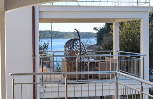 Villa Green Bay Apartments - Photo 32