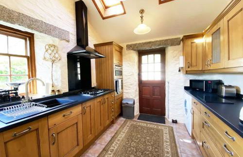 Carole's Cottage - Private Parking, Sea Views, Garden & Close To Harbour & Beach - Foto 5