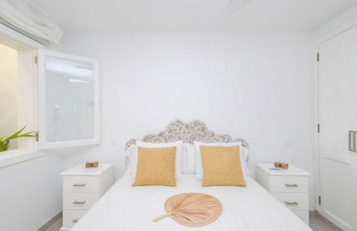 Sea Views Private Terrace 2BR House near the Beach - Foto 7