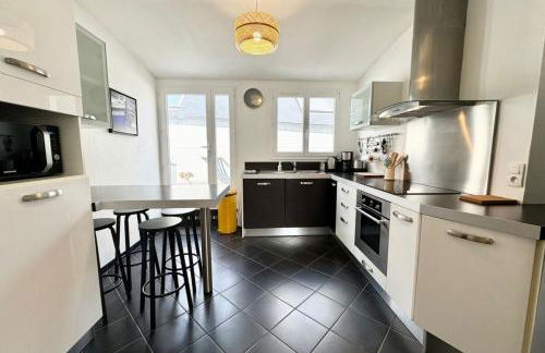 Grand appartement Cosy - Terrasse - 50m de l’océan - Foto 14