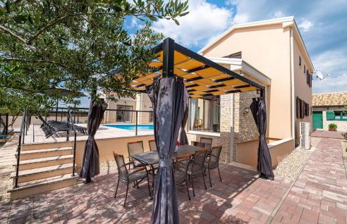 Beautiful Home In Sukosan With Sauna - Foto 18